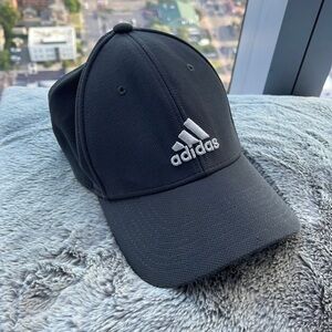 Adidas CAP 🧢